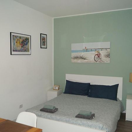 House Naviglio Quattro Leilighet Milano Eksteriør bilde